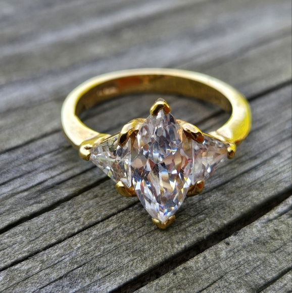 14k gold plated ring size 7 signed George Lind and rhinestone marquis engagem… - Picture 4 of 13